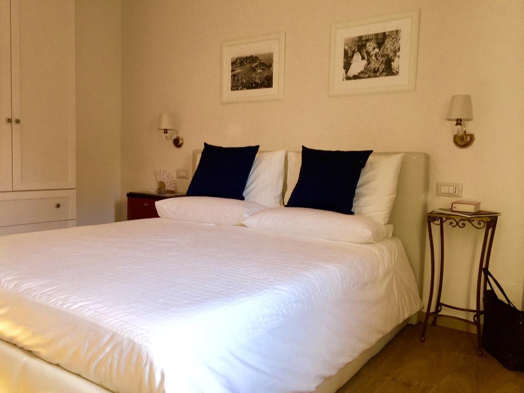 Solarium Achilles Daire Giardini Naxos Dış mekan fotoğraf